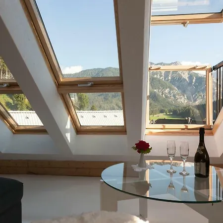 Julian Experience Appartement *