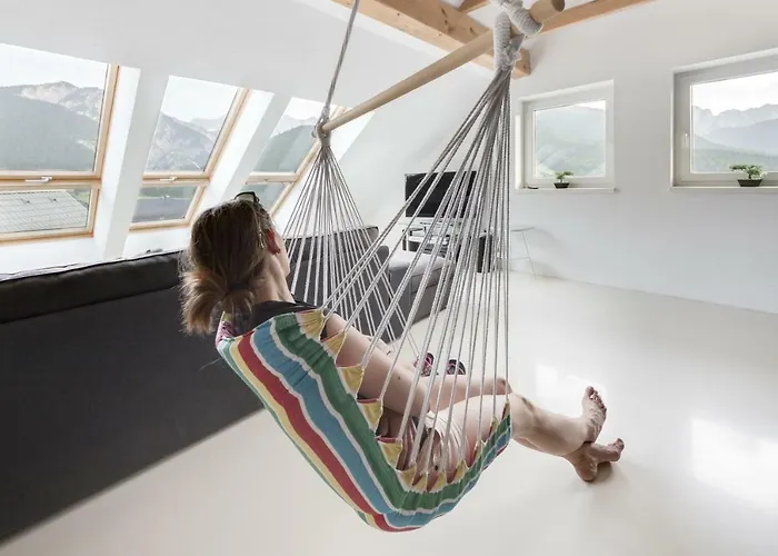 Julian Experience דירה